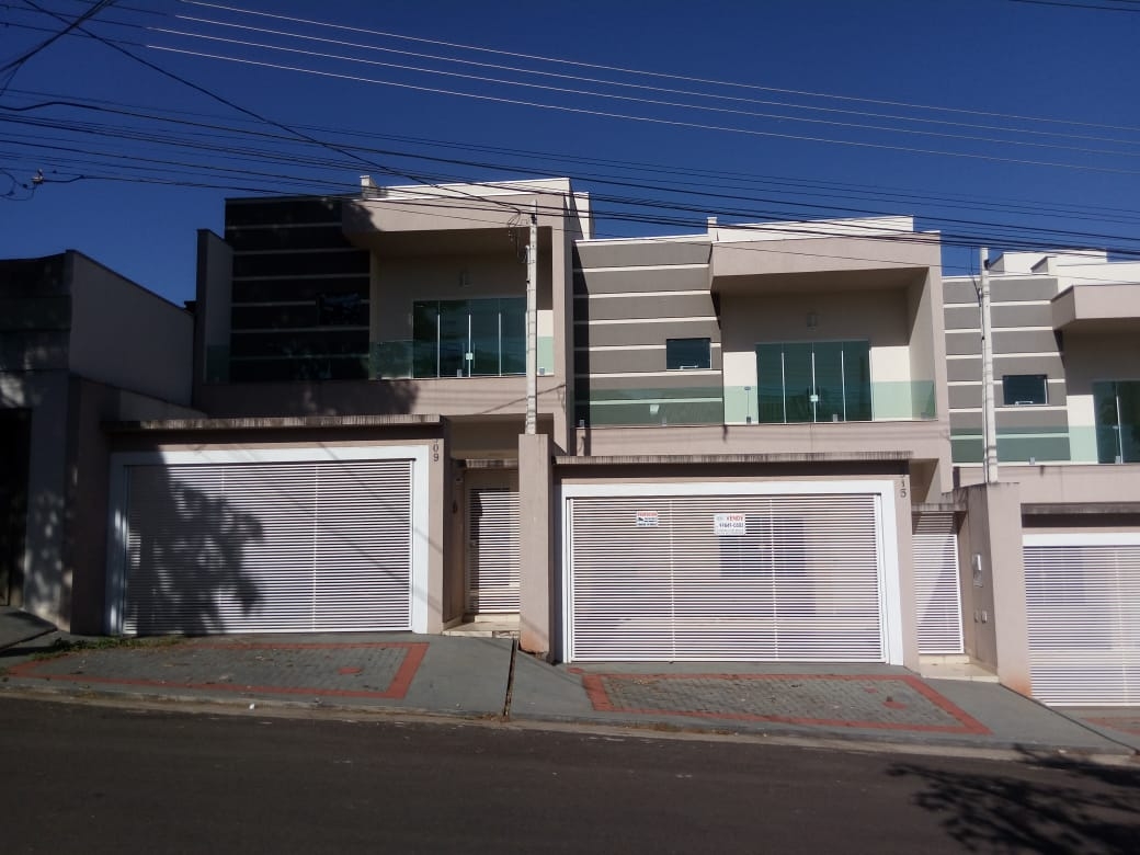 #423 - Sobrado para Venda em Arapongas - PR