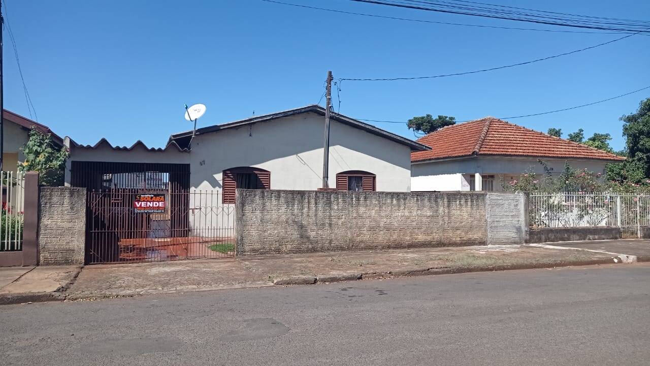 #749 - Casa para Venda em Arapongas - PR