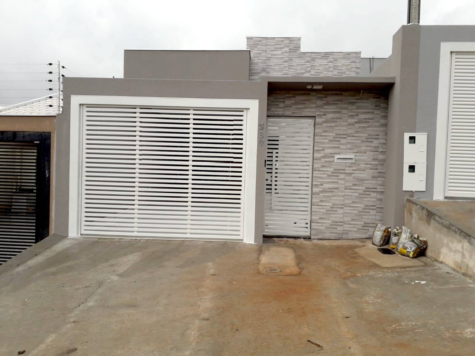 #1017 - Casa para Venda em Arapongas - PR