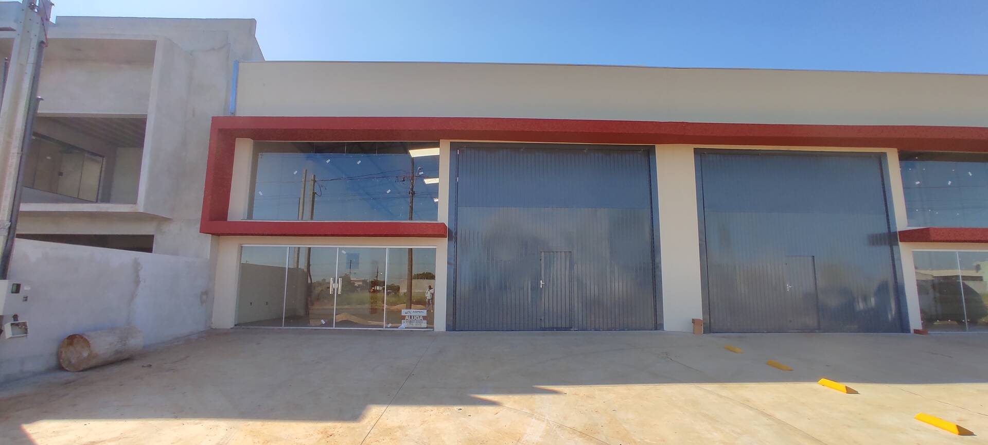 #1048 - Barracão para Locação em Arapongas - PR