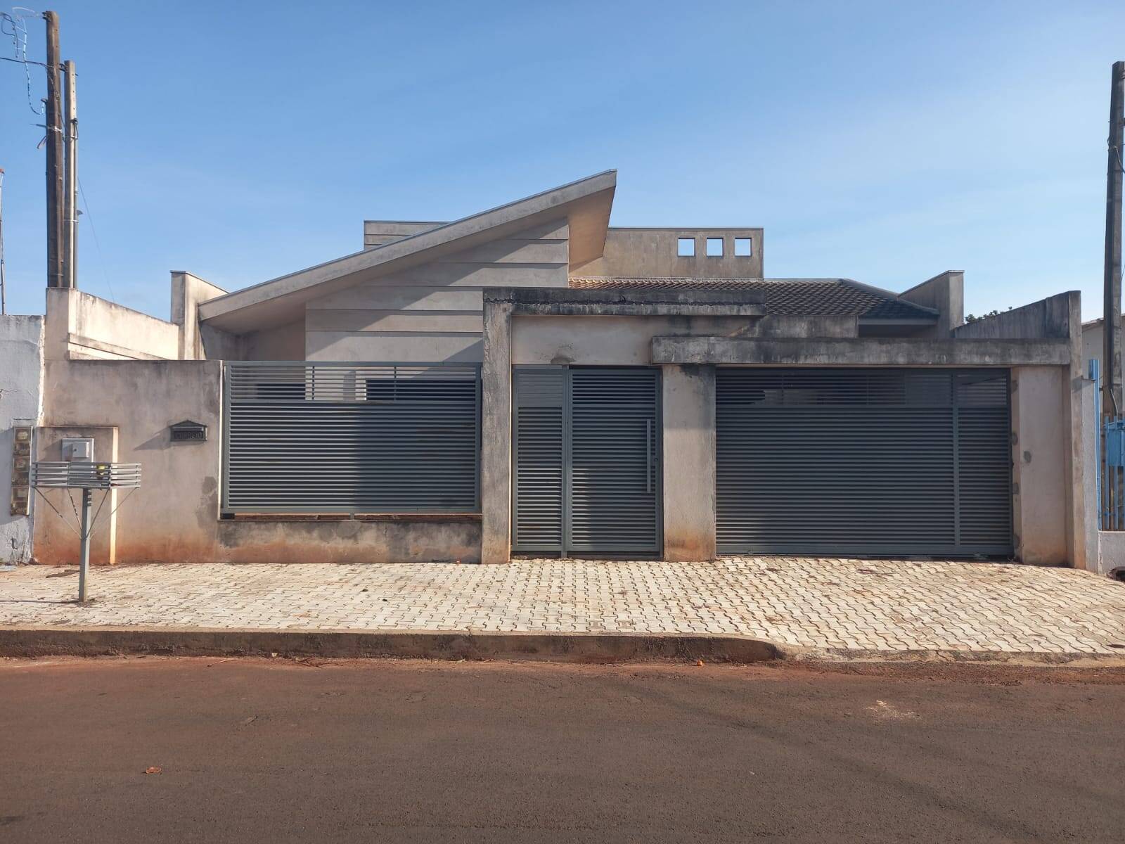 #1120 - Casa para Venda em Arapongas - PR