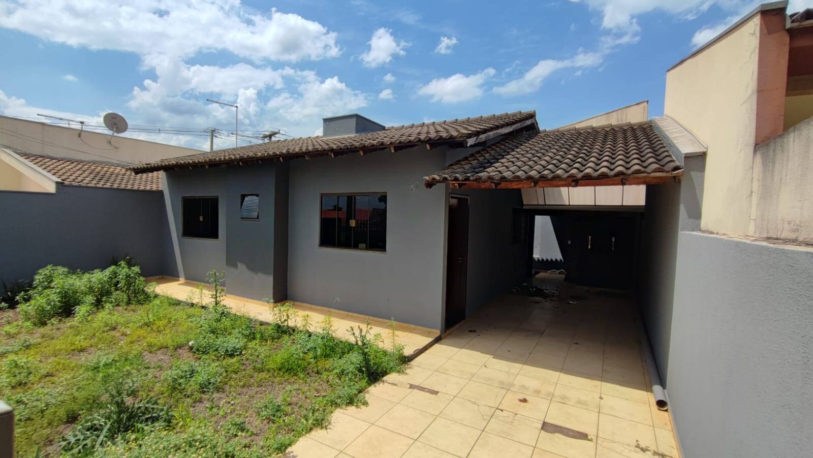 #1166 - Casa para Venda em Arapongas - PR