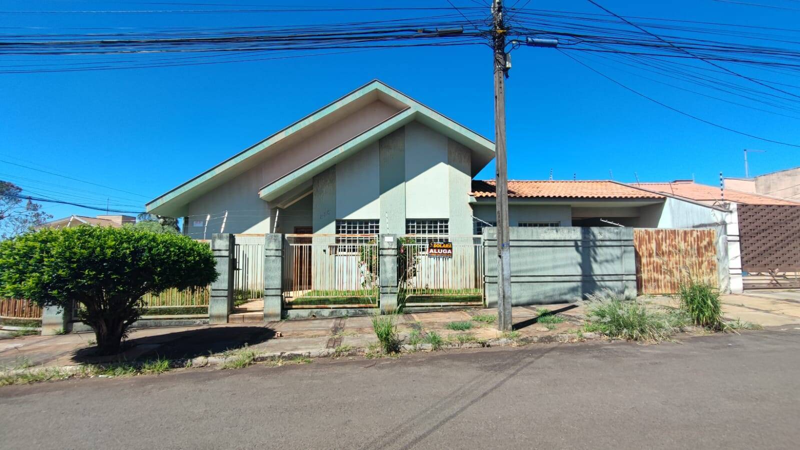 #1251 - Casa para Venda em Arapongas - PR