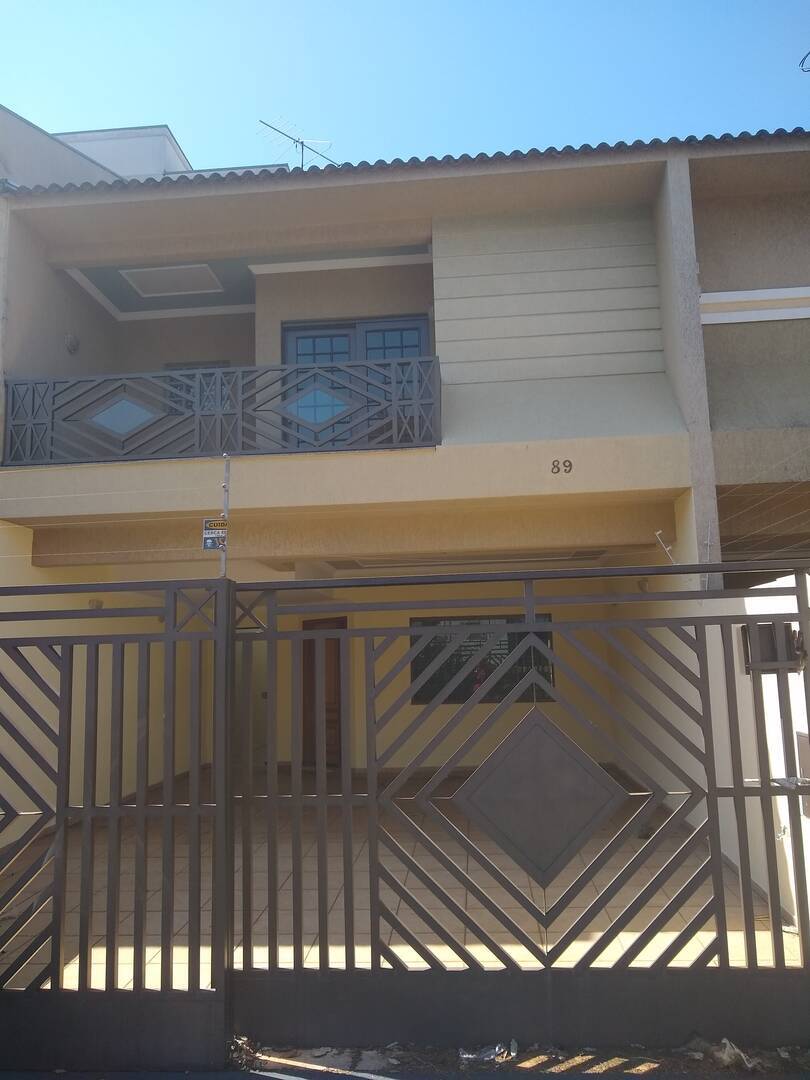 #1353 - Sobrado para Venda em Arapongas - PR