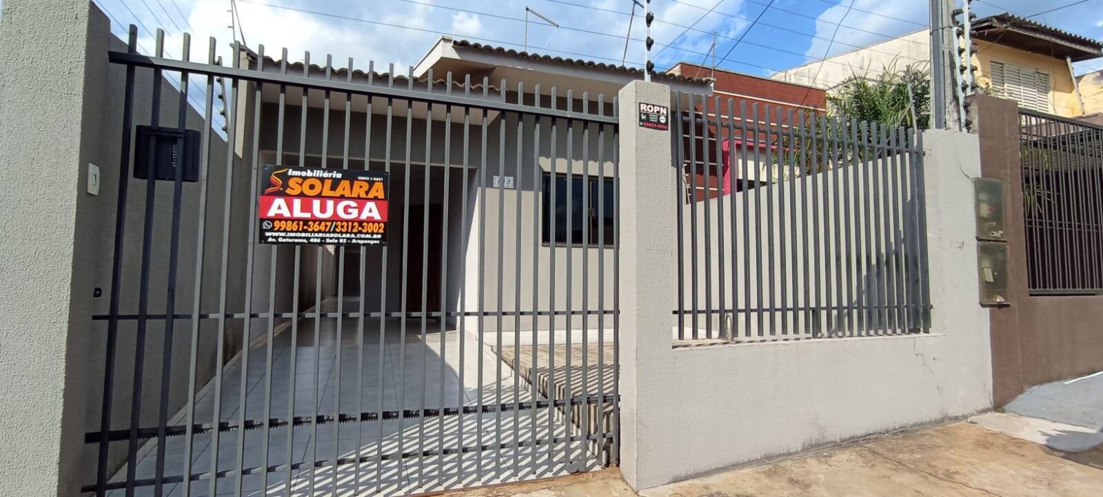 #1451 - Casa para Venda em Arapongas - PR