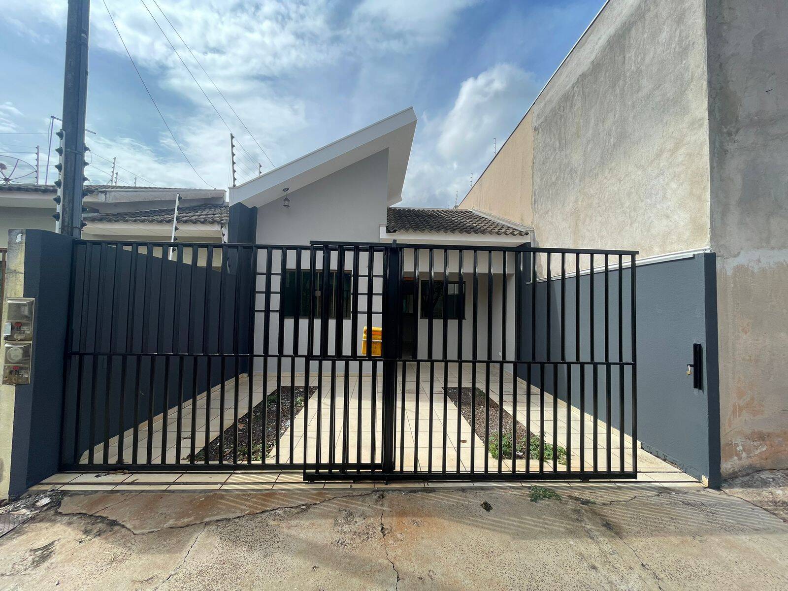 #1522 - Casa para Venda em Arapongas - PR