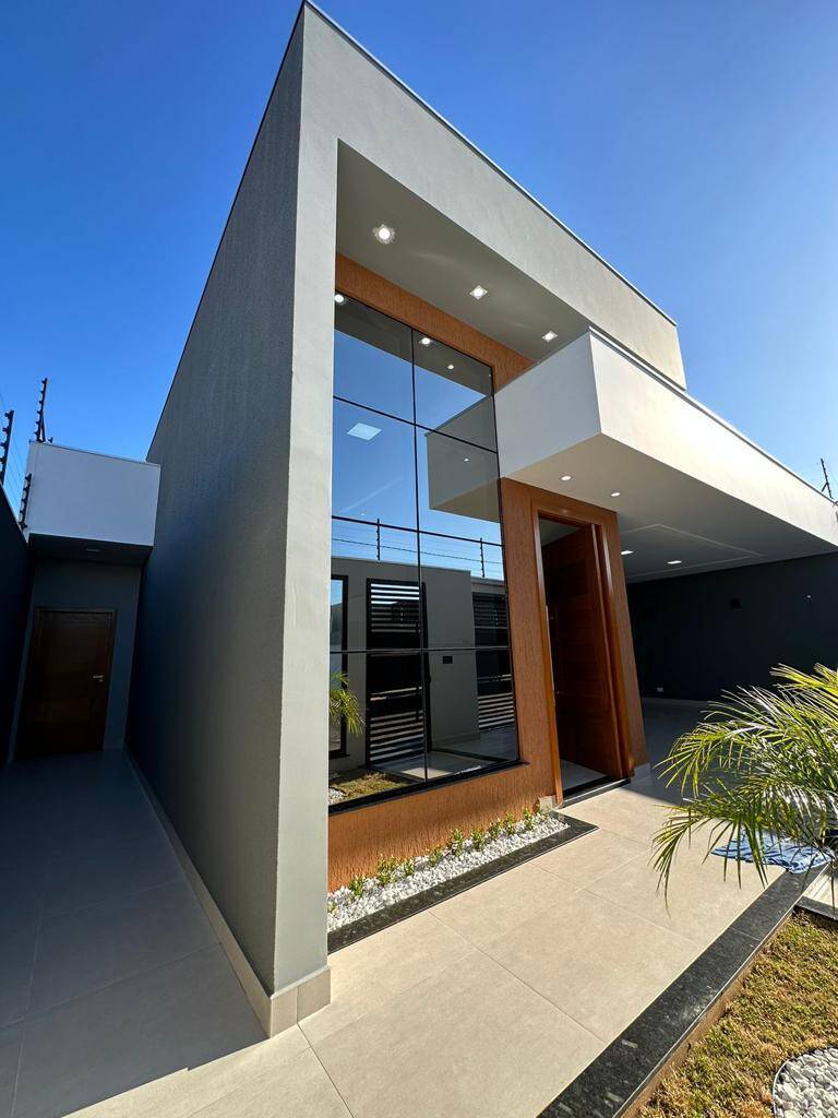 #1590 - Casa para Venda em Arapongas - PR