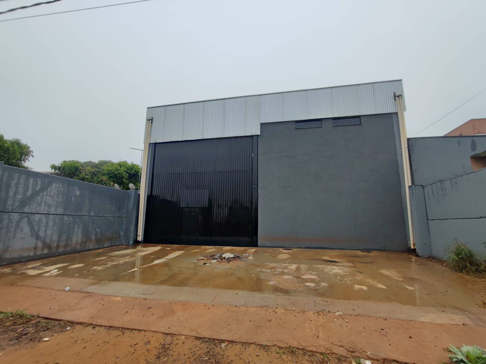 #1575 - Barracão para Locação em Arapongas - PR