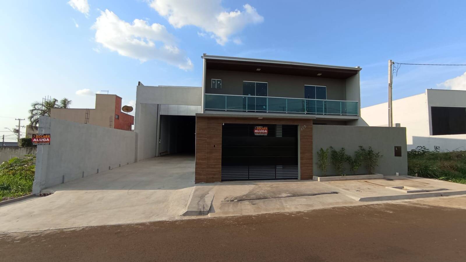 #1543 - Barracão para Locação em Arapongas - PR