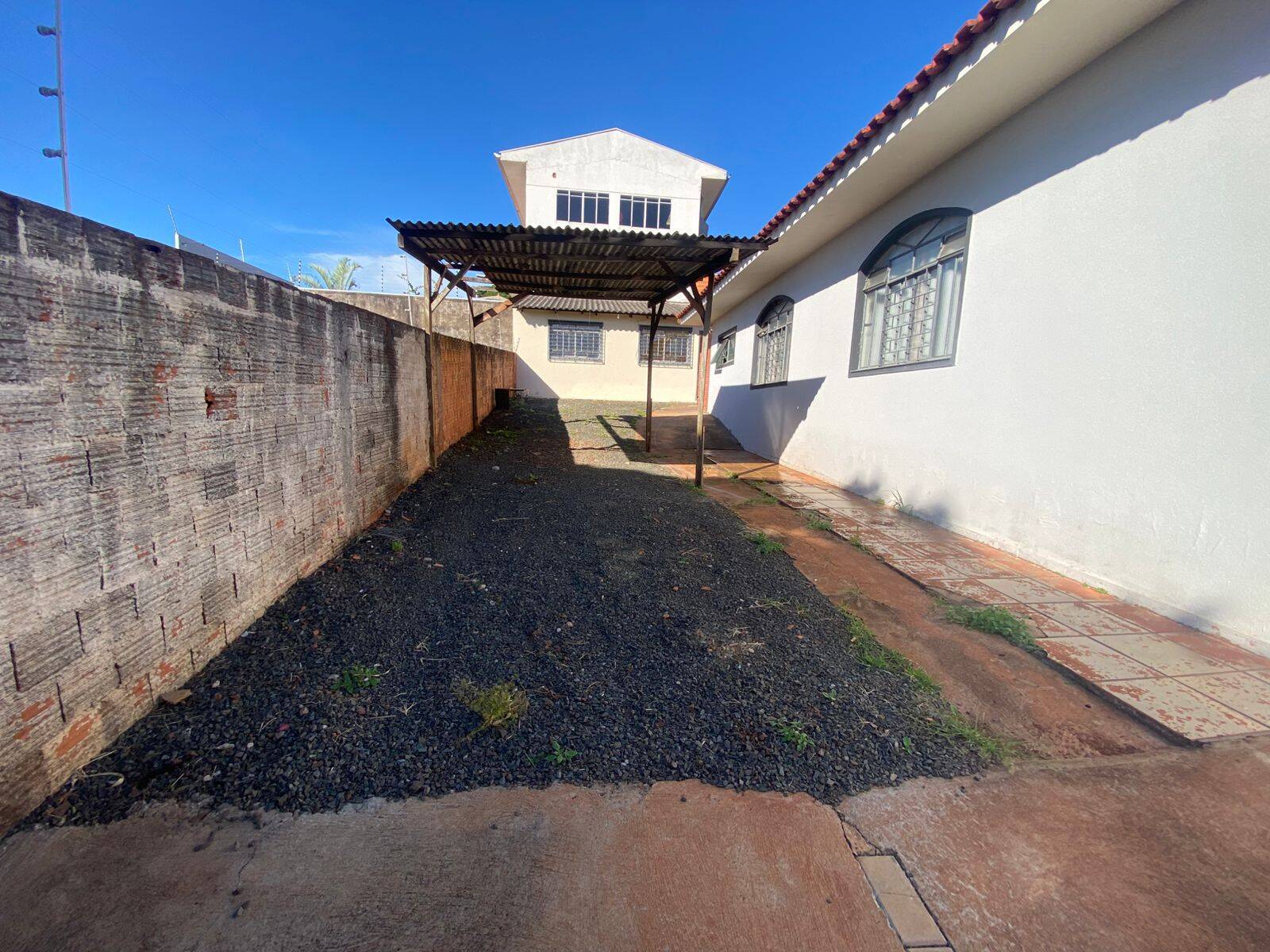 #1657 - Casa para Locação em Arapongas - PR