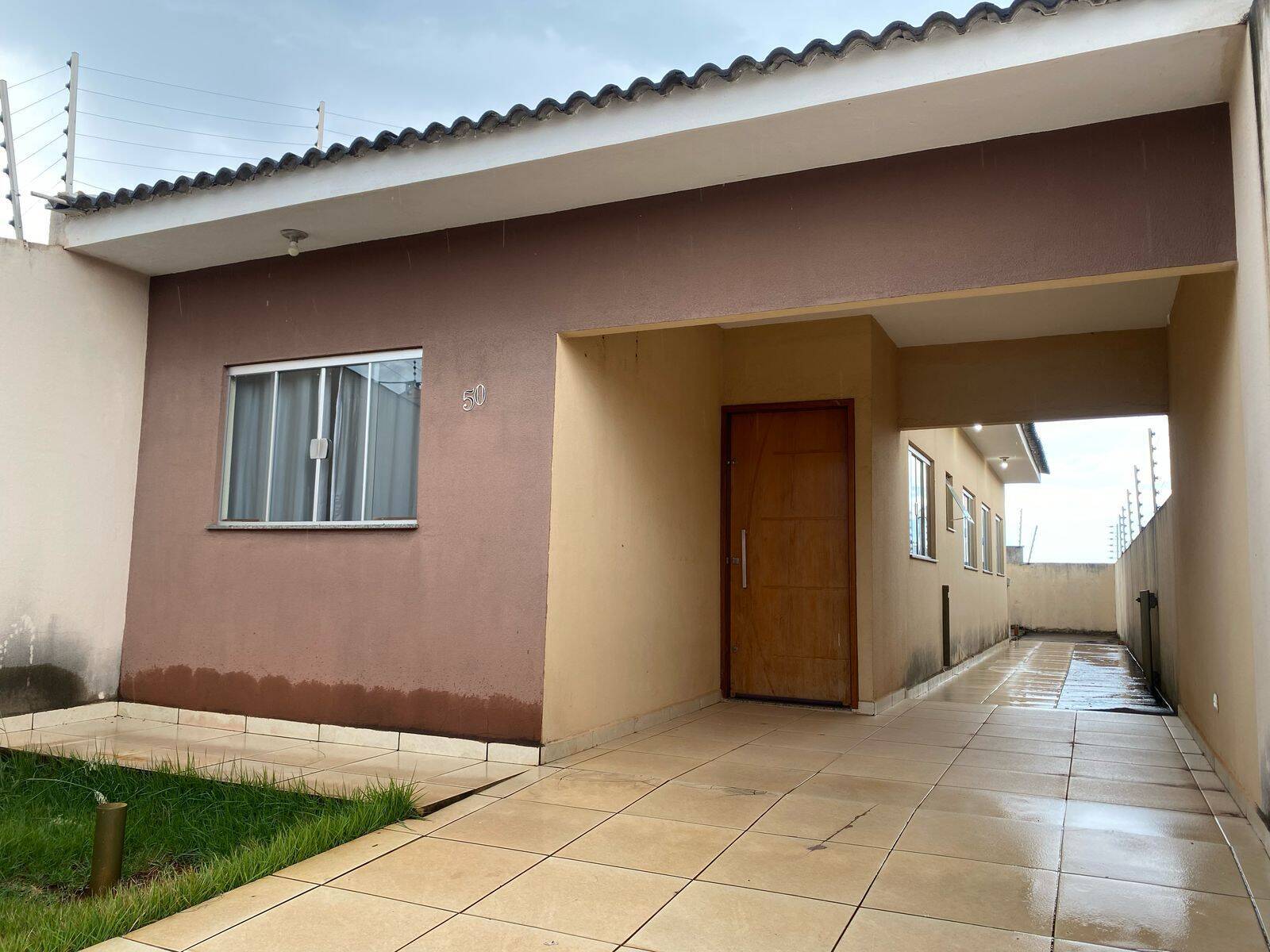 #1660 - Casa para Locação em Arapongas - PR