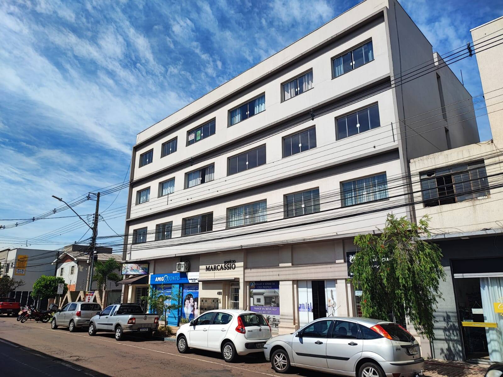 #1685 - Apartamento para Locação em Arapongas - PR
