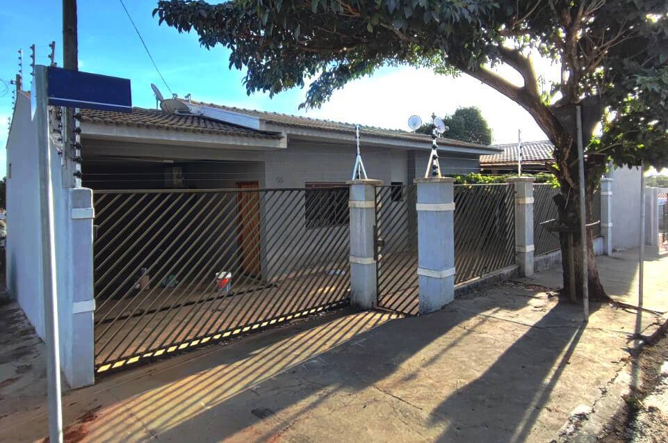 #1704 - Casa para Locação em Arapongas - PR