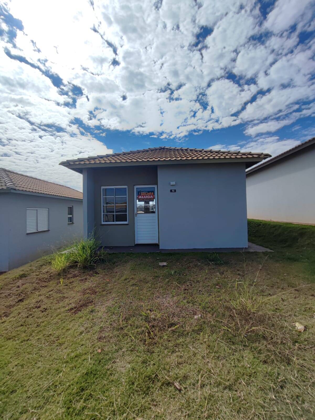 #1739 - Casa para Locação em Arapongas - PR
