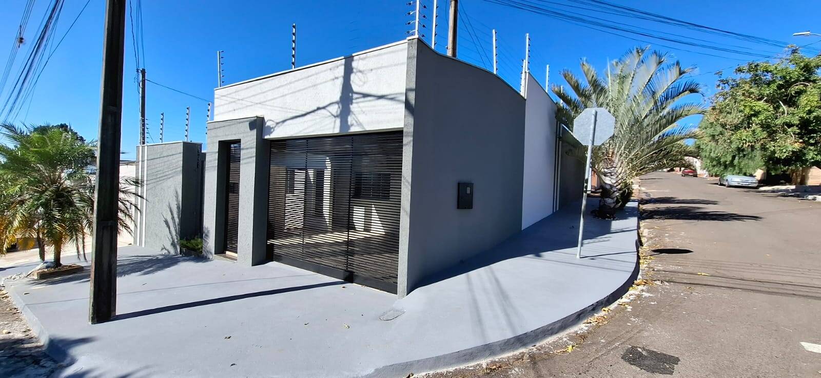 #1742 - Casa para Venda em Arapongas - PR