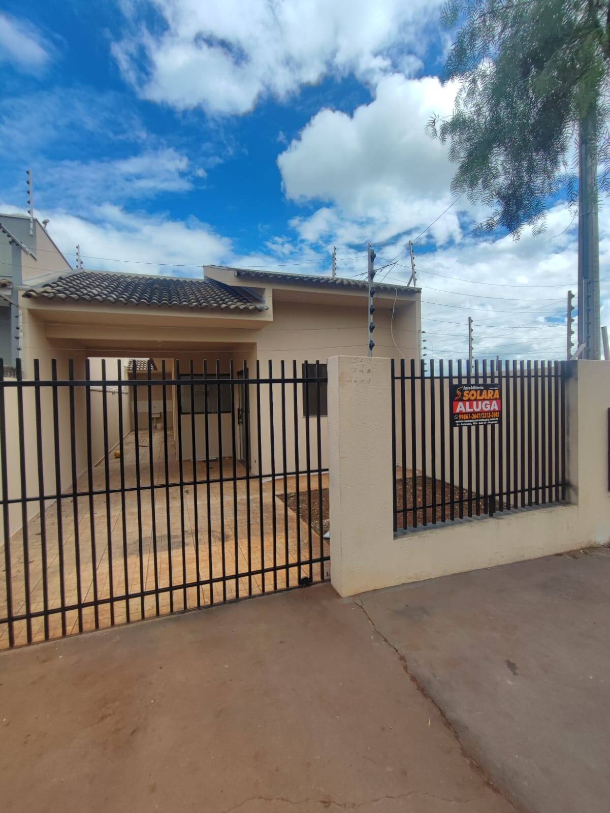 #1808 - Casa para Locação em Arapongas - PR