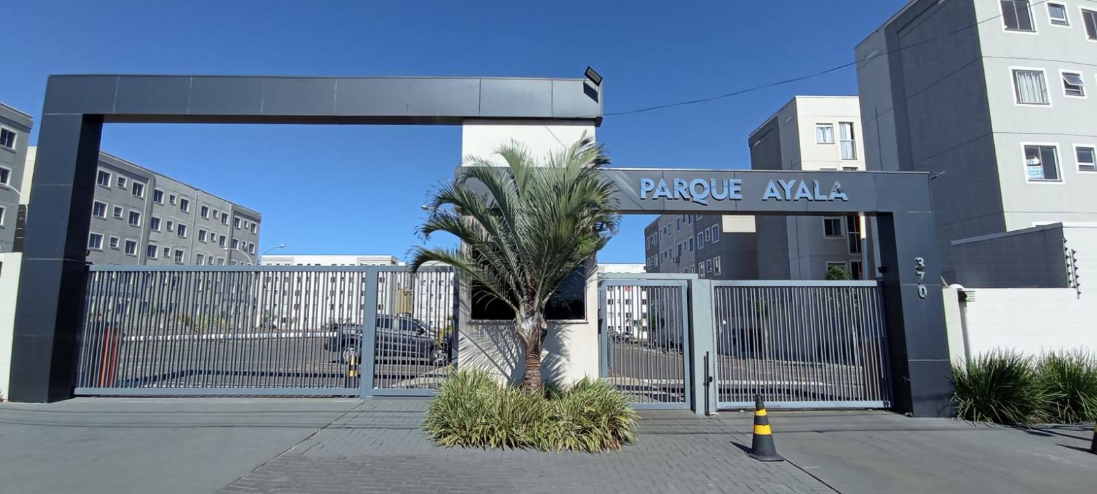 #1828 - Apartamento para Venda em Arapongas - PR
