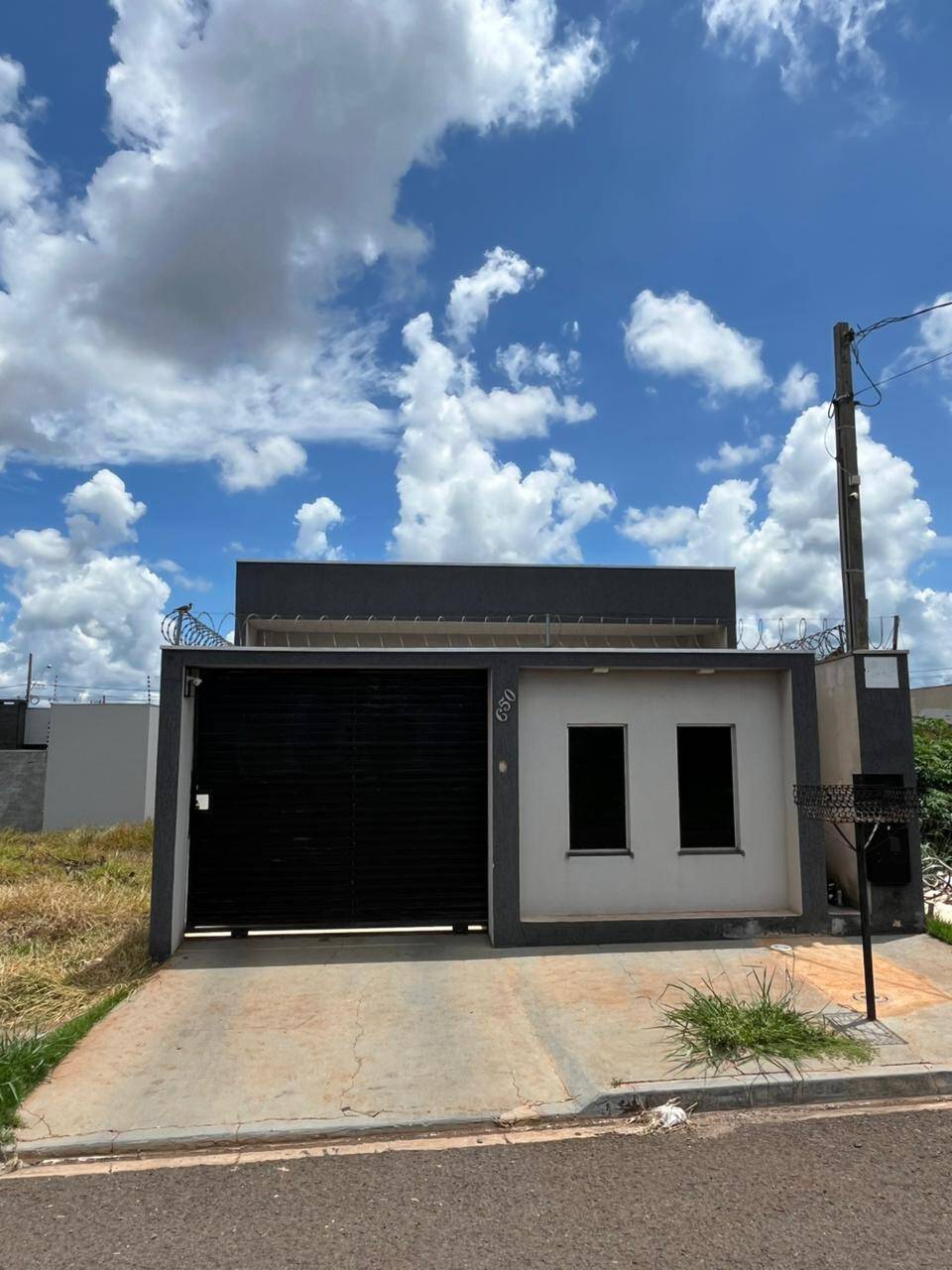 #1832 - Casa para Venda em Arapongas - PR