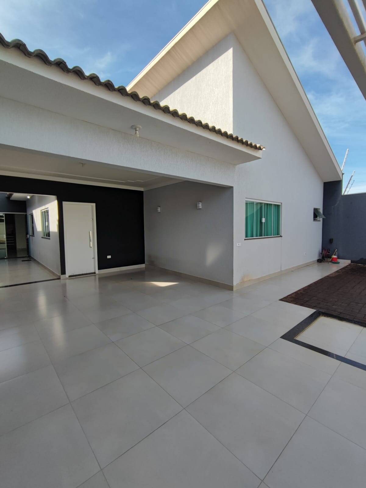 #1851 - Casa para Venda em Arapongas - PR