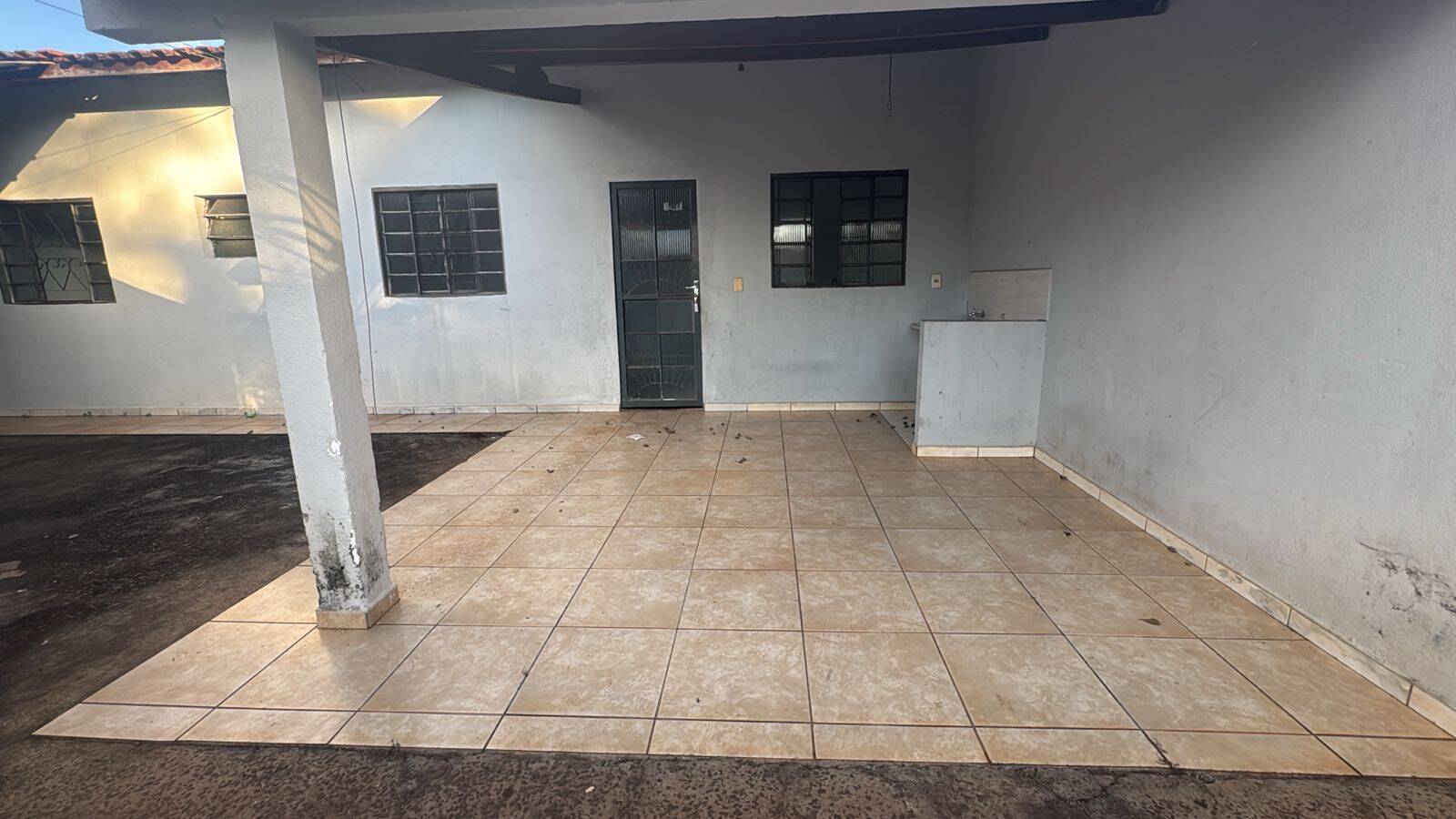 #1846 - Casa para Locação em Arapongas - PR