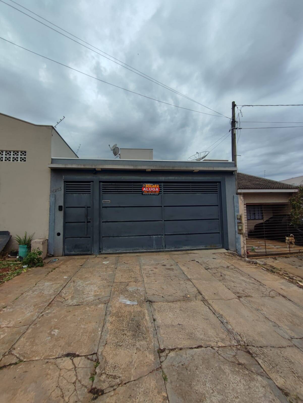 #1857 - Casa para Locação em Arapongas - PR