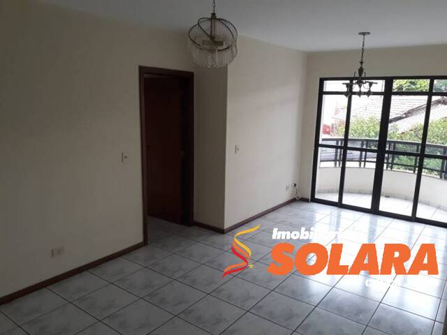 #56 - Apartamento para Venda em Arapongas - PR