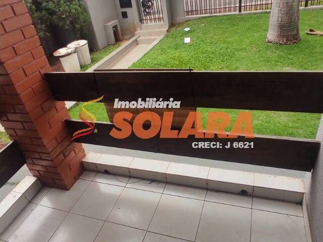 #825 - Apartamento para Locação em Arapongas - PR