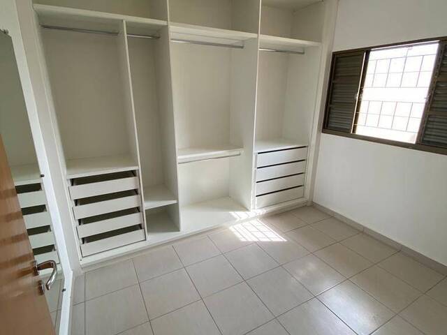 #1041 - Casa para Venda em Arapongas - PR