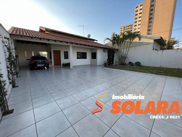 #1111 - Casa para Venda em Arapongas - PR