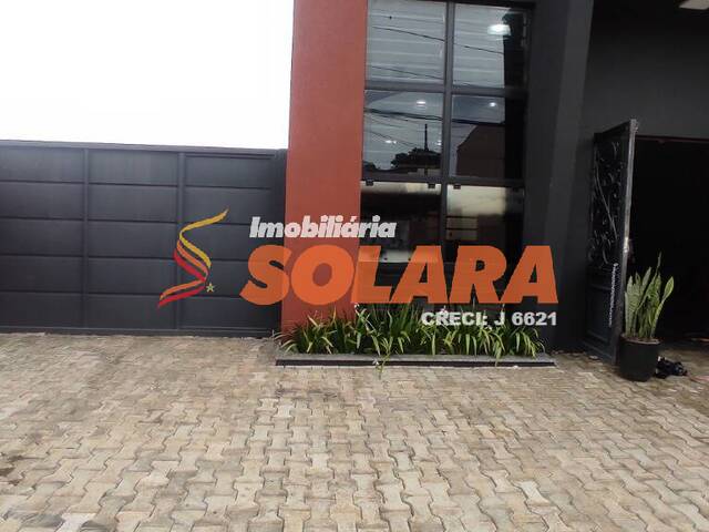 #1177 - Barracão para Locação em Arapongas - PR