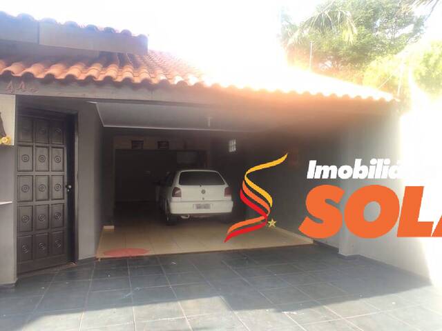 #1271 - Casa para Venda em Arapongas - PR