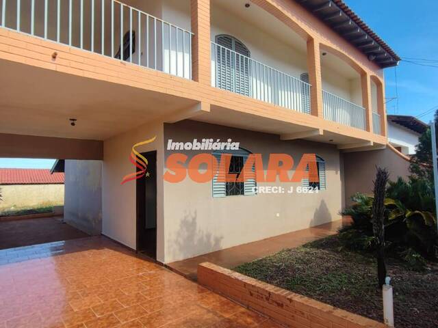 #1415 - Casa para Venda em Arapongas - PR