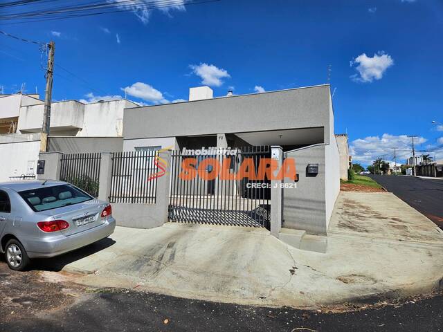 #1656 - Casa para Venda em Arapongas - PR