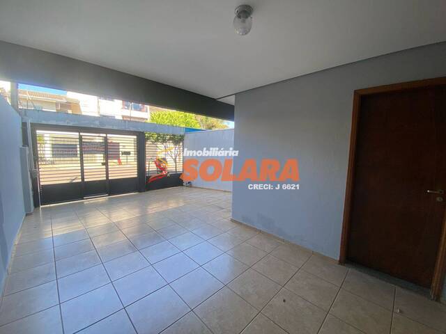 #1699 - Sobrado para Locação em Arapongas - PR - 2