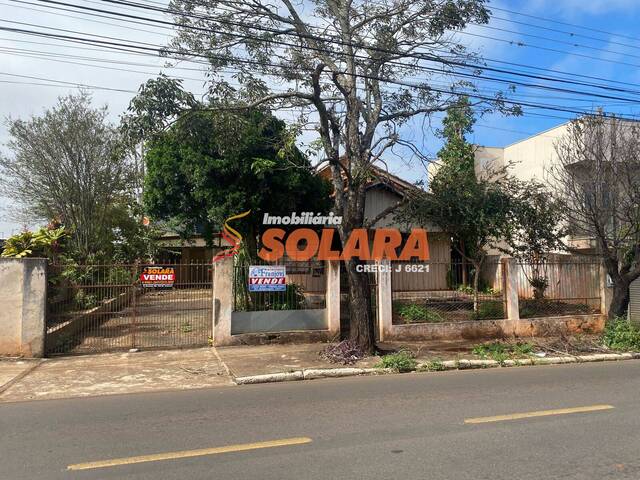 #1700 - Casa para Venda em Arapongas - PR - 2