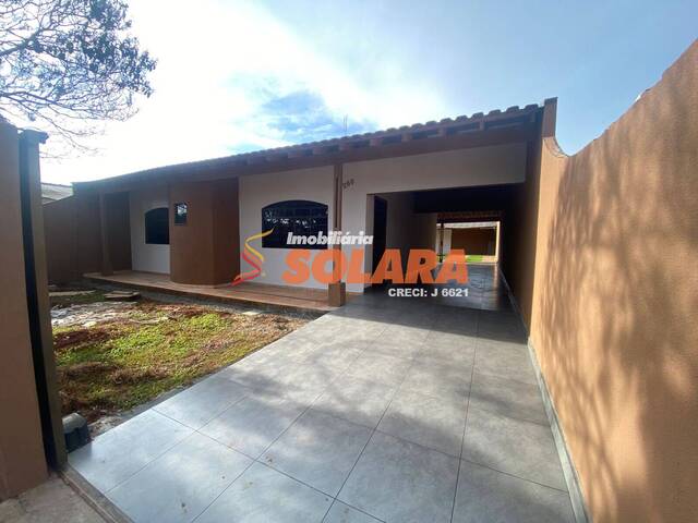 #1295 - Casa para Locação em Arapongas - PR - 2