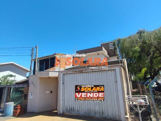 #1776 - Sobrado para Venda em Arapongas - PR - 1