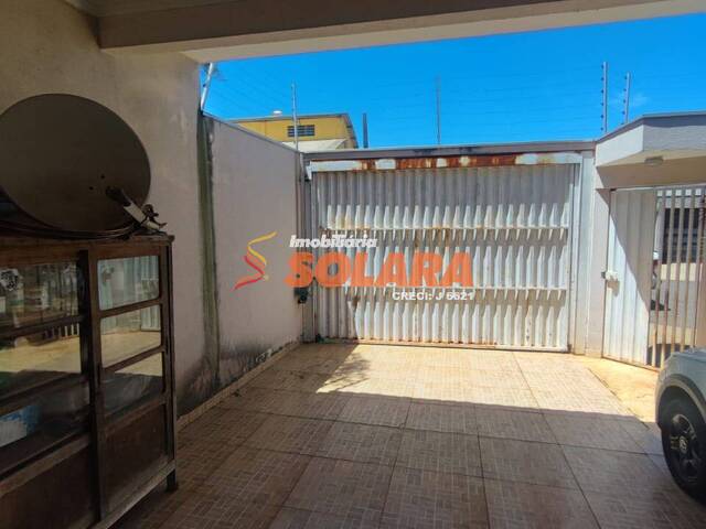 #1776 - Sobrado para Venda em Arapongas - PR - 2