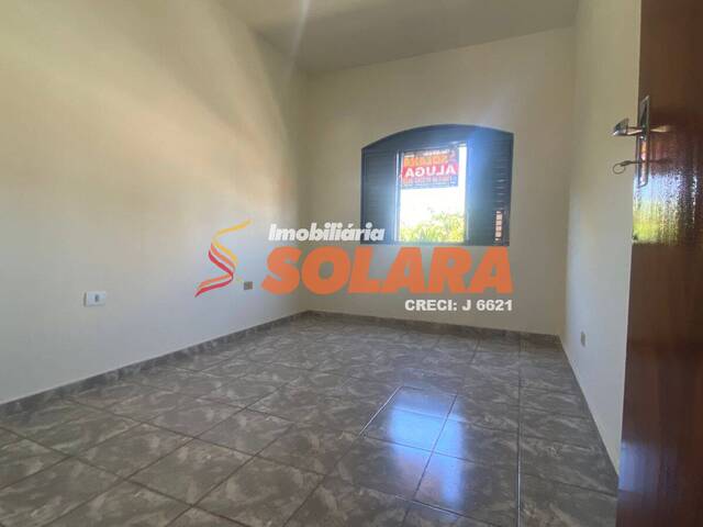 #1777 - Apartamento para Locação em Arapongas - PR - 2