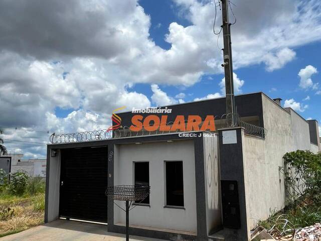 #1832 - Casa para Venda em Arapongas - PR - 2